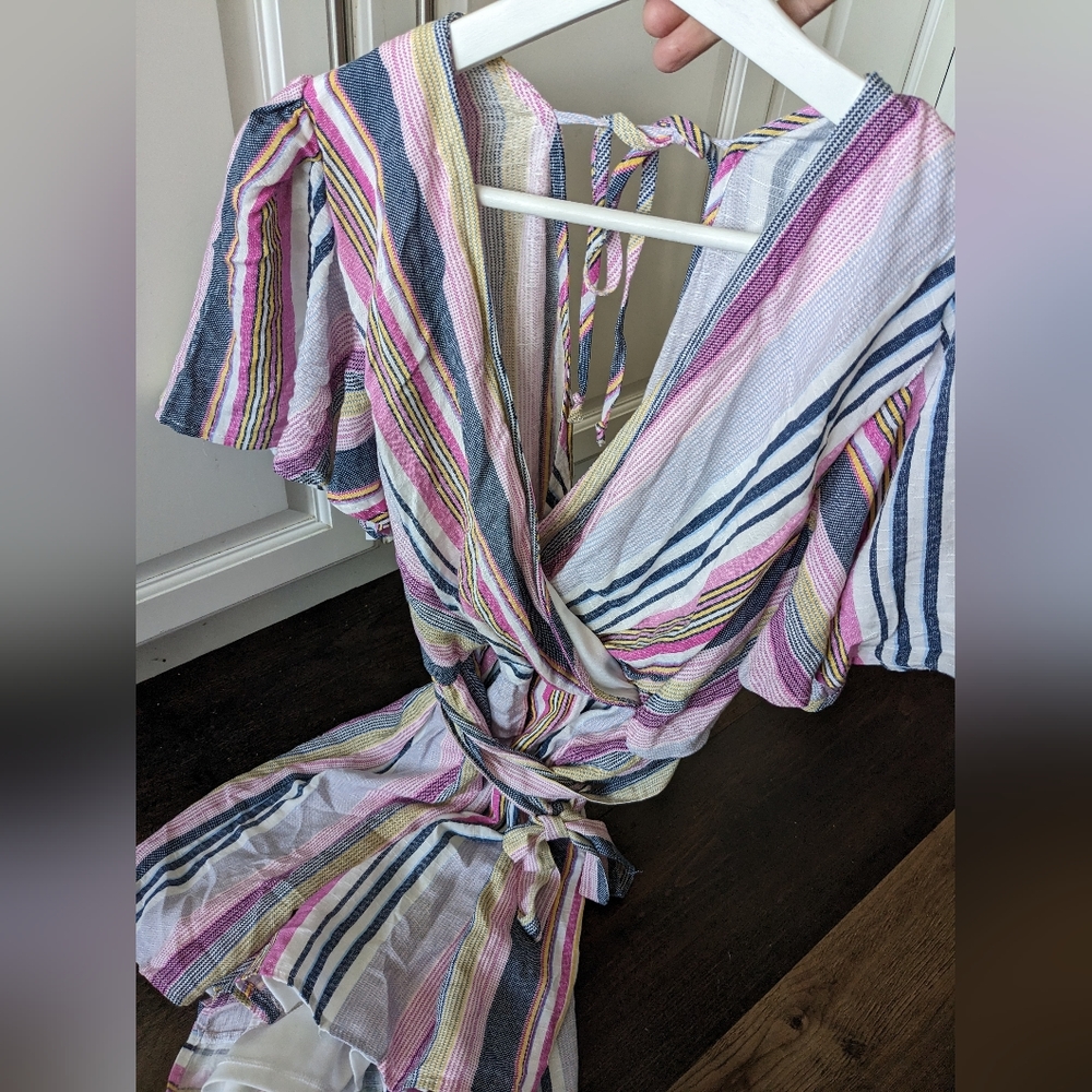 Gorgeous boho striped flutter sleeve romper Three Pink Hearts XL